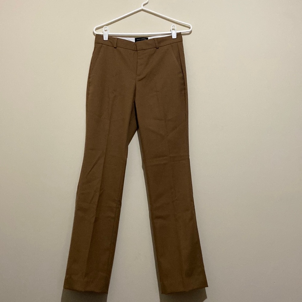 Banana Republic Logan fit pants